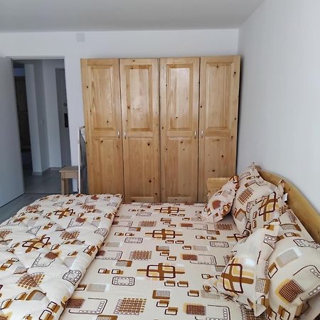 נהויו Apartament Rusu מראה חיצוני תמונה